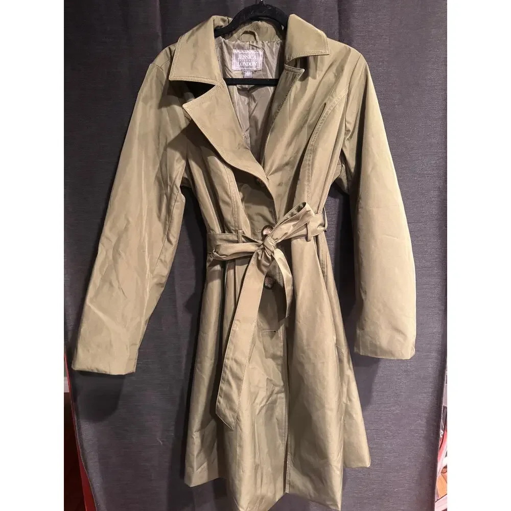 Jessica London pleated Trench coat in dark Olive Green - Picture 3 of 4